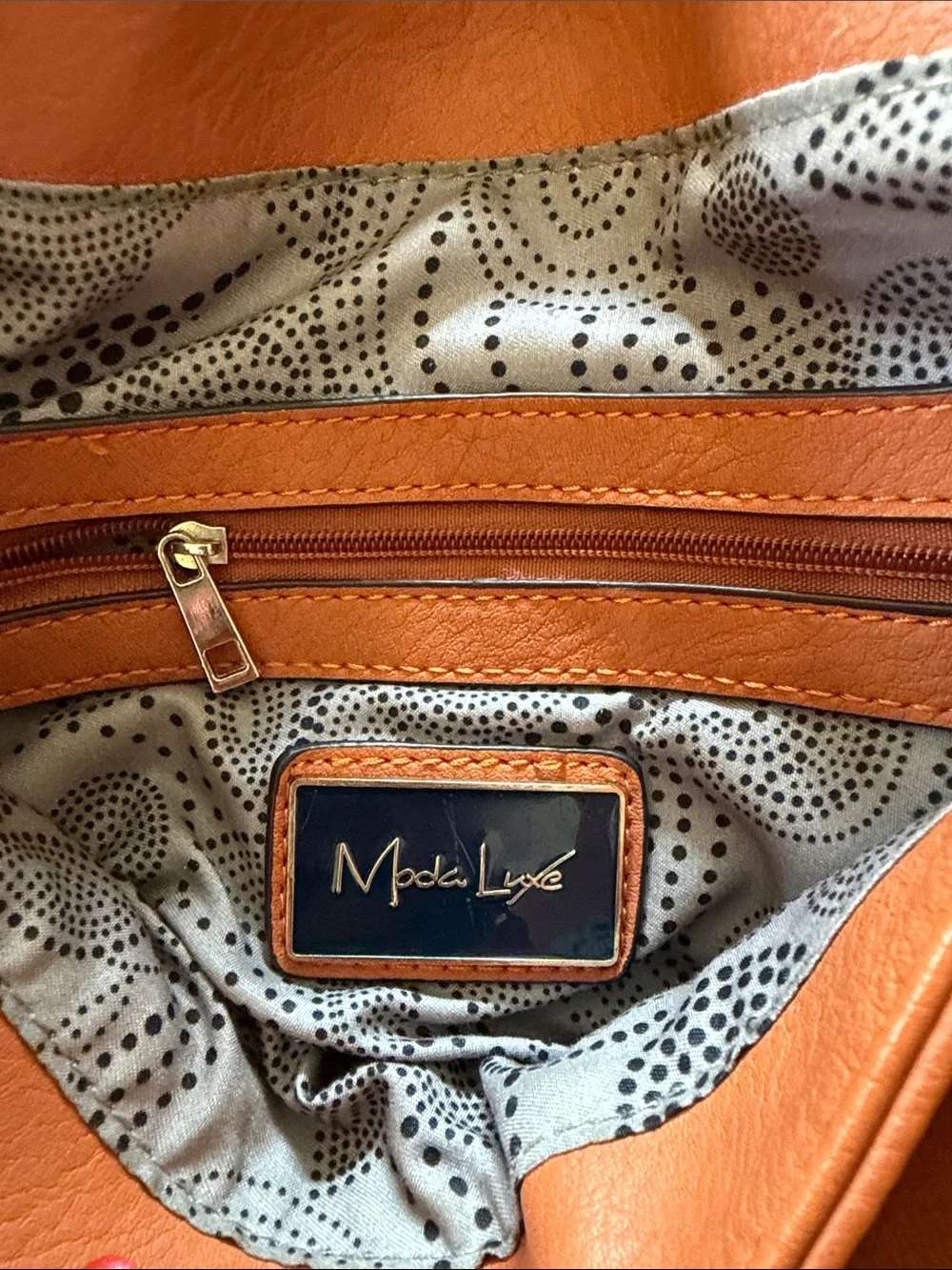 Moda Luxe Pebbled Leather Crossbody in Rust (15)